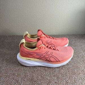Asics Gel Nimbus 25 Running Shoes Womens Sz 10.5 Orange Outdoor Casual Preppy